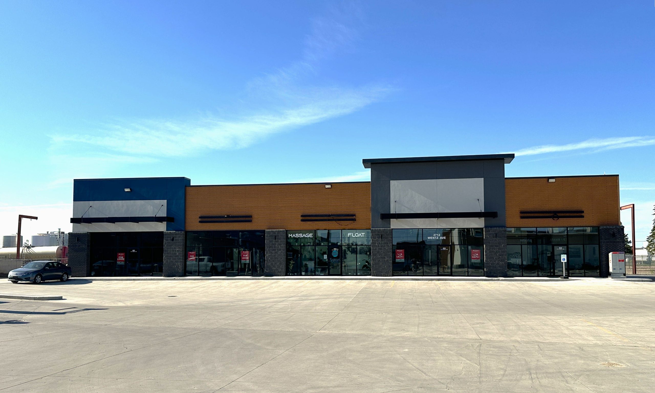 Cushman and Wakefield Saskatoon commercial real estate retail for lease 2712 Wentz Avenue