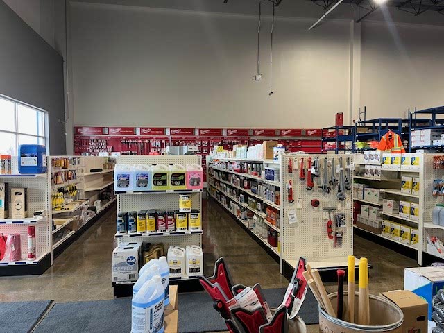 Cushman and Wakefield Commercial Real Estate Saskatoon, Industrial For Lease, Warehouse for Lease, 3703 Millar Avenue